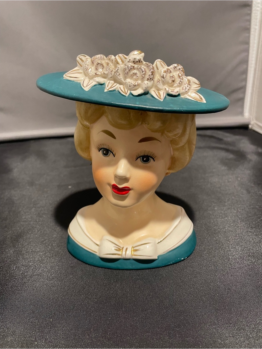Beautiful Relpo Vintage Ceramic Lady Head vase 5.5" Tall
